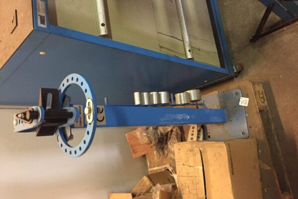 COMPACT BENDER med stativ YP-38
